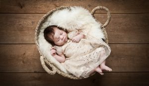 Neugeborenenfotos_Berlin_Babyfotos_Babyfotografie_© Miriam Ellerbrake / Little Monkey