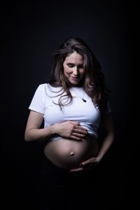 Babybauch_Shooting_Berlin © Miriam Ellerbrake, 2017