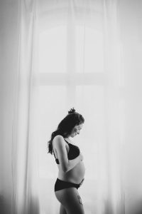 Babybauchshooting Berlin © Miriam Ellerbrake Familienfotografie, 2022