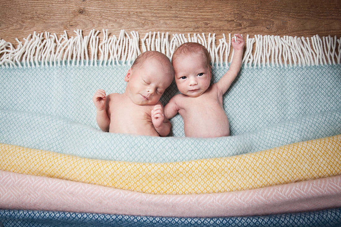 Neugeborene Zwillinge Babyfotografie IMG 0988 © Little Monkey Fotografie, Berlin