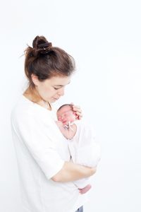 Ein Bild aus dem Newbornshooting mit Baby Luise, Berlin 2016