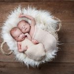 Neugeborenenfotos Zwillinge © Miriam Ellerbrake LITTLE MONKEY Babyfotografie Berlin