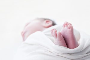 Neugeborenenfotografie_Babyfotografie © Miriam Ellerbrake, Berlin